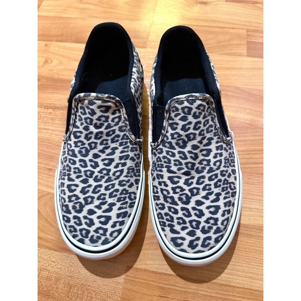Vans Classic Slip-On Leopard Print Womens 9.5 Canvas Sneakers Cheetah Shoes